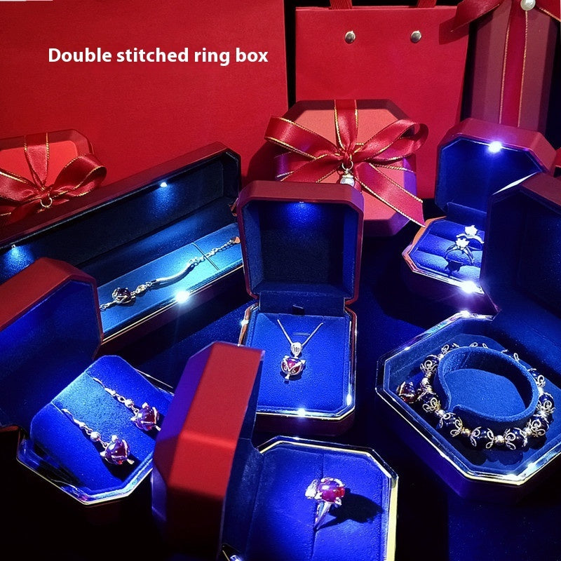 High-end LED Gift Box Necklace Ring Wrist Strap Small Kit Watch Packaging Birthday Gift Box Machine Proposal
